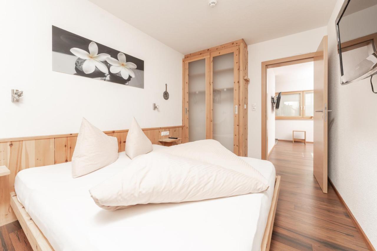 Aparthotel Ambiente Umhausen Eksteriør bilde
