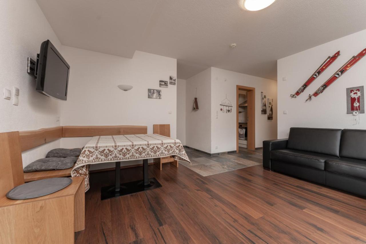 Aparthotel Ambiente Umhausen Eksteriør bilde